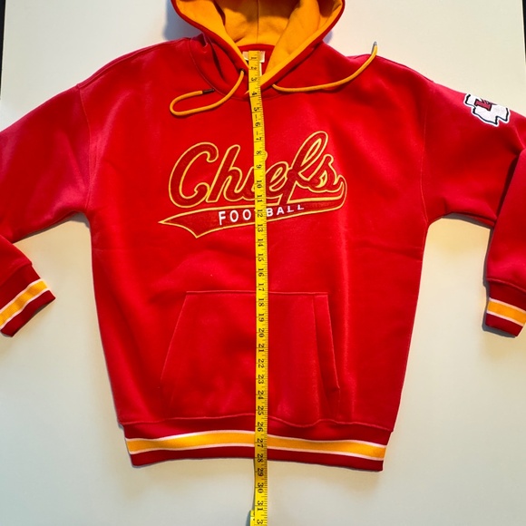 NEW Kansas City Chiefs Hoodie - Men’s Medium - Red Yellow NFL Team Apparel NWT - Picture 9 of 15